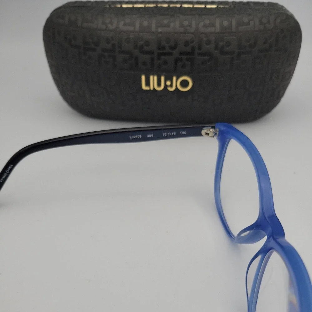 Liu Jo measurements lens